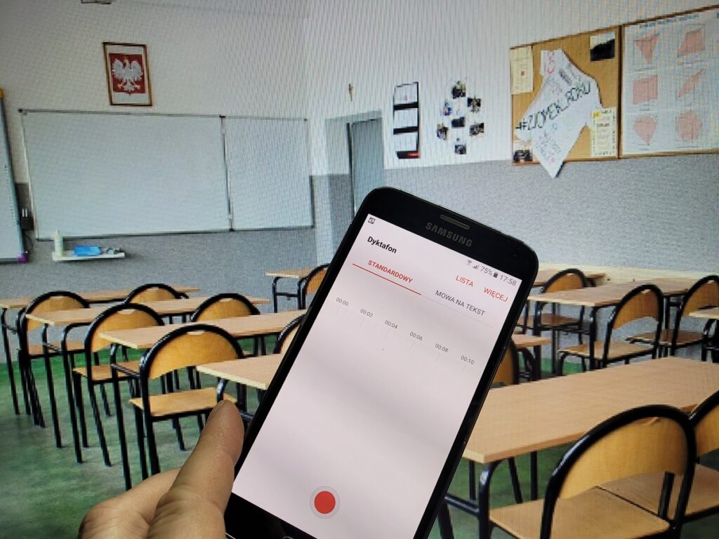 Czy nagrywanie lekcji dyktafonem jest legalne?