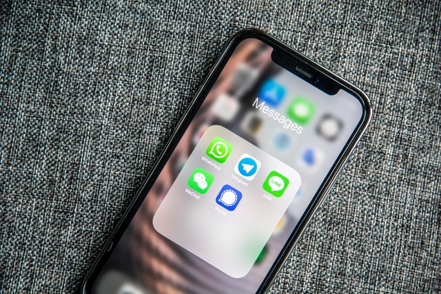 Jak pobrać historię SMS z telefonu?