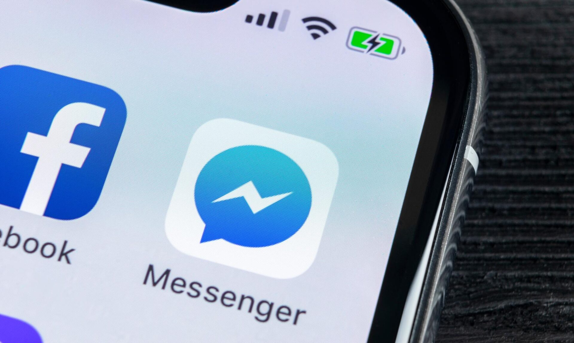 Jak wyłączyć czytanie wiadomości Messenger?