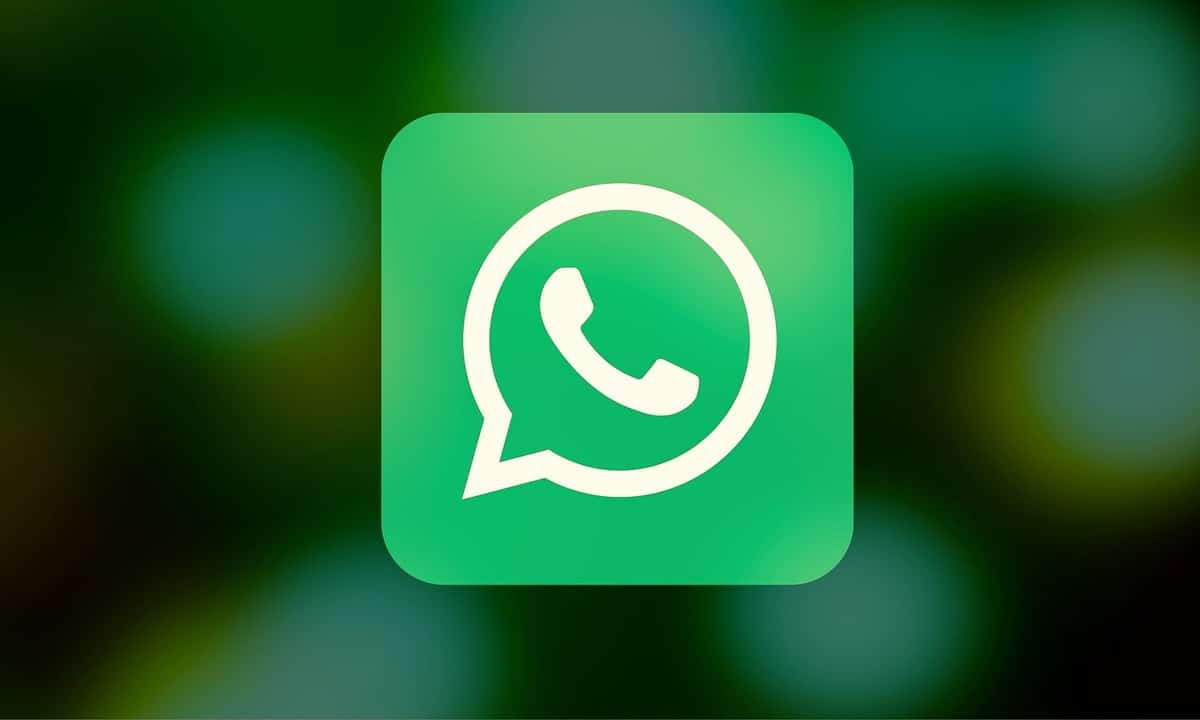 Co oznacza zielone kółko wokół zdjęcia profilowego na WhatsApp?