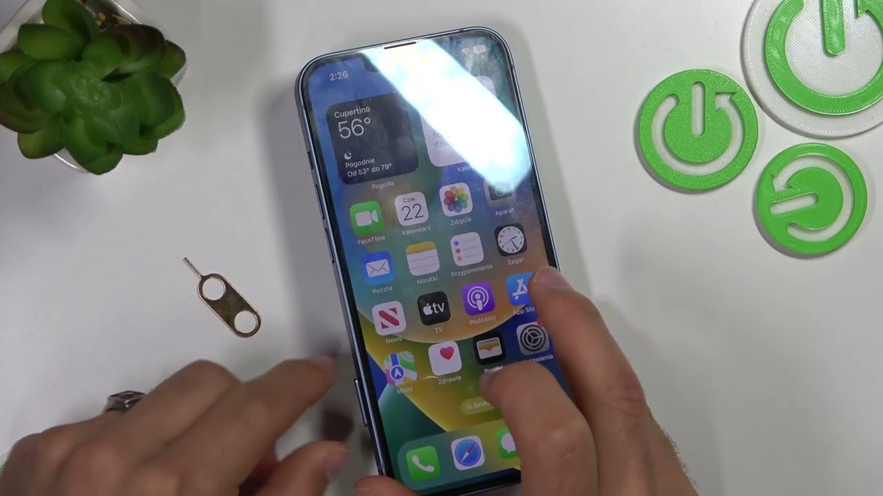 Jak wymienic kartę w iPhone?