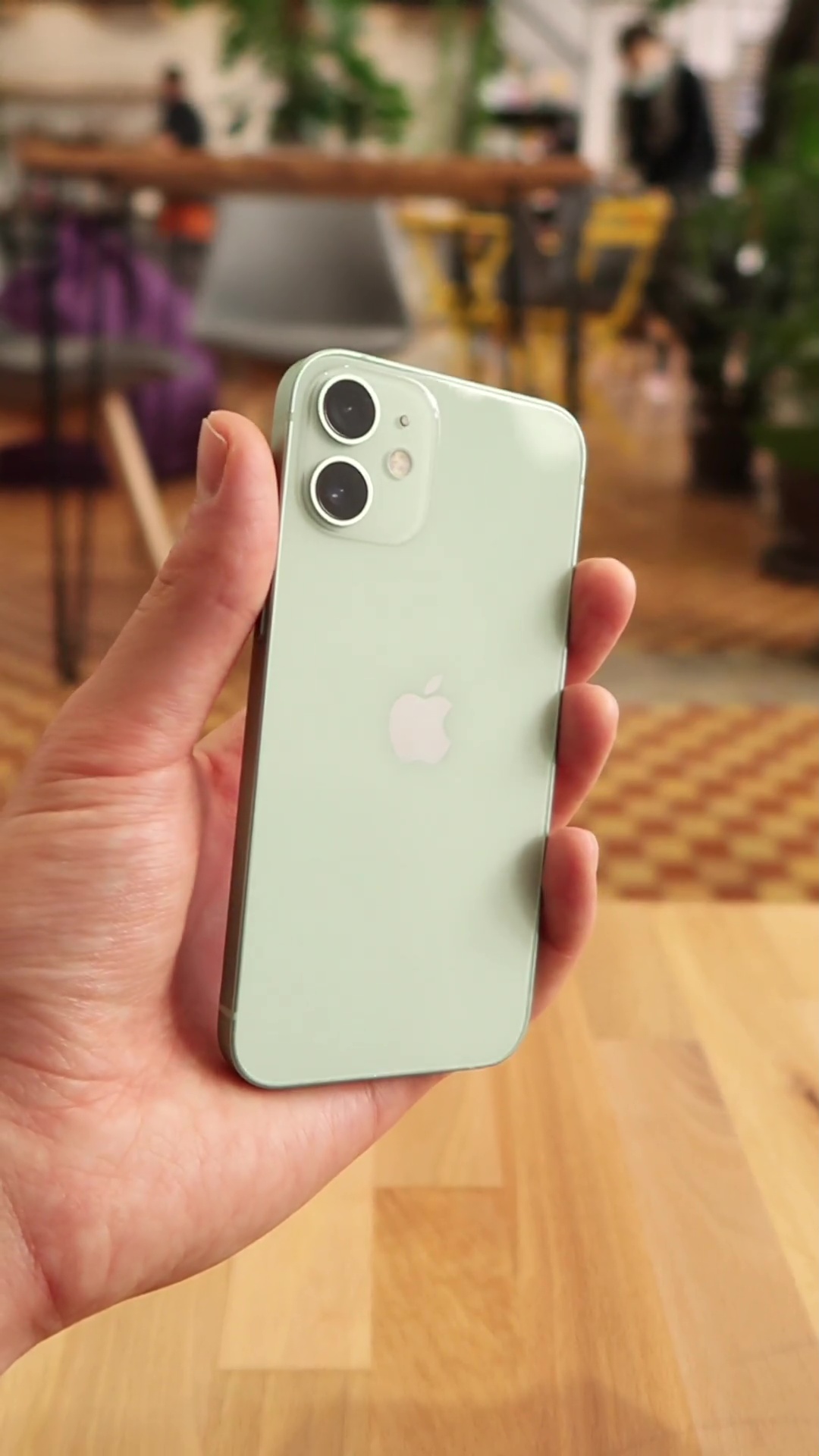 Czy iPhone 12 mini robi dobre zdjęcia?
