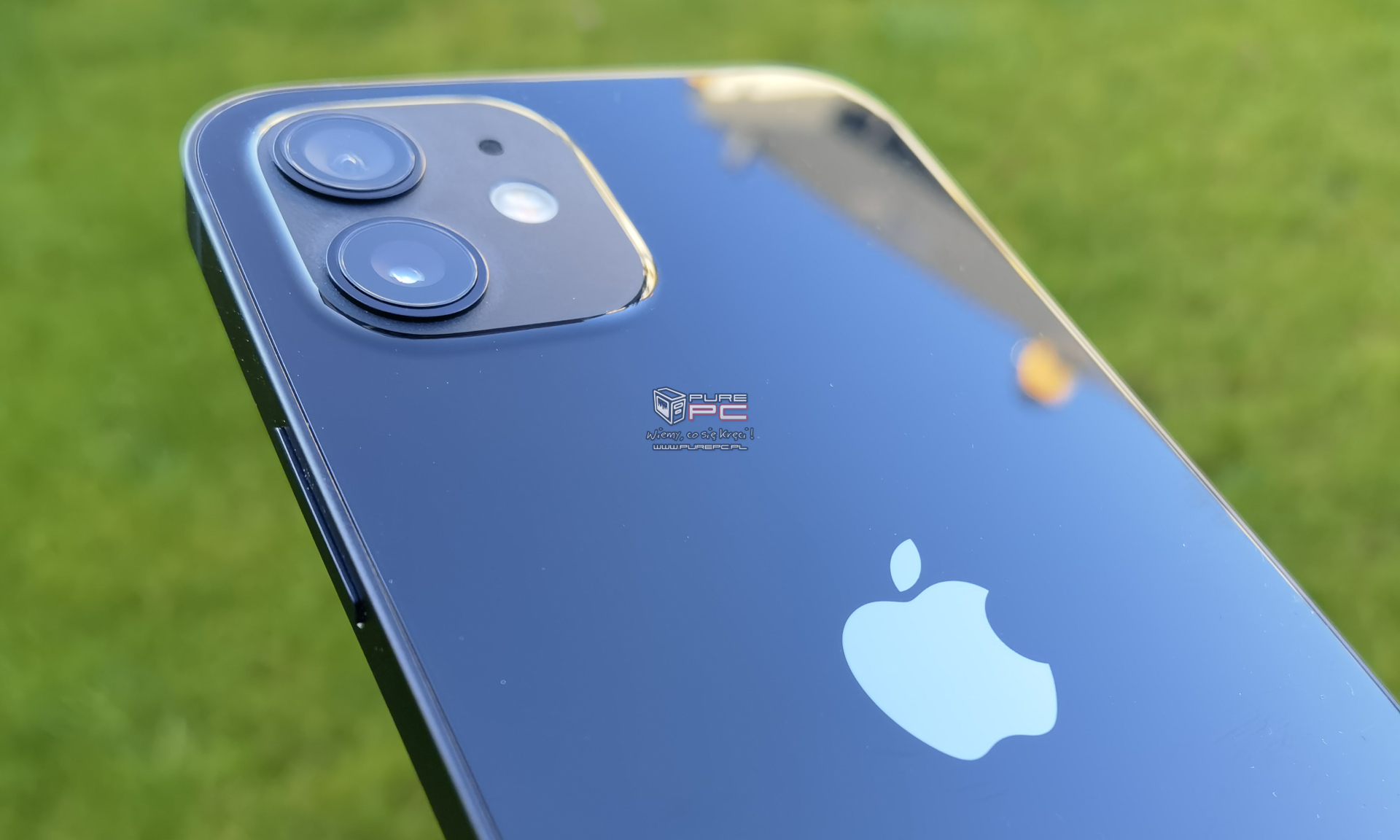 Jaki jest aparat w iPhone 12?