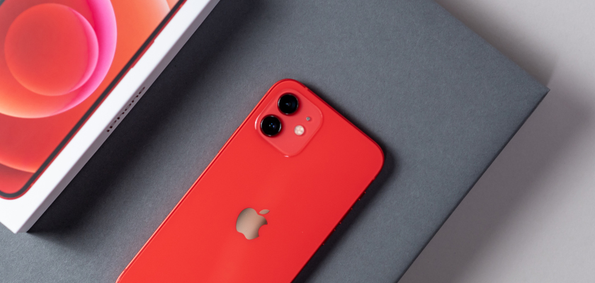 Czy warto kupić iPhone 12 64GB?
