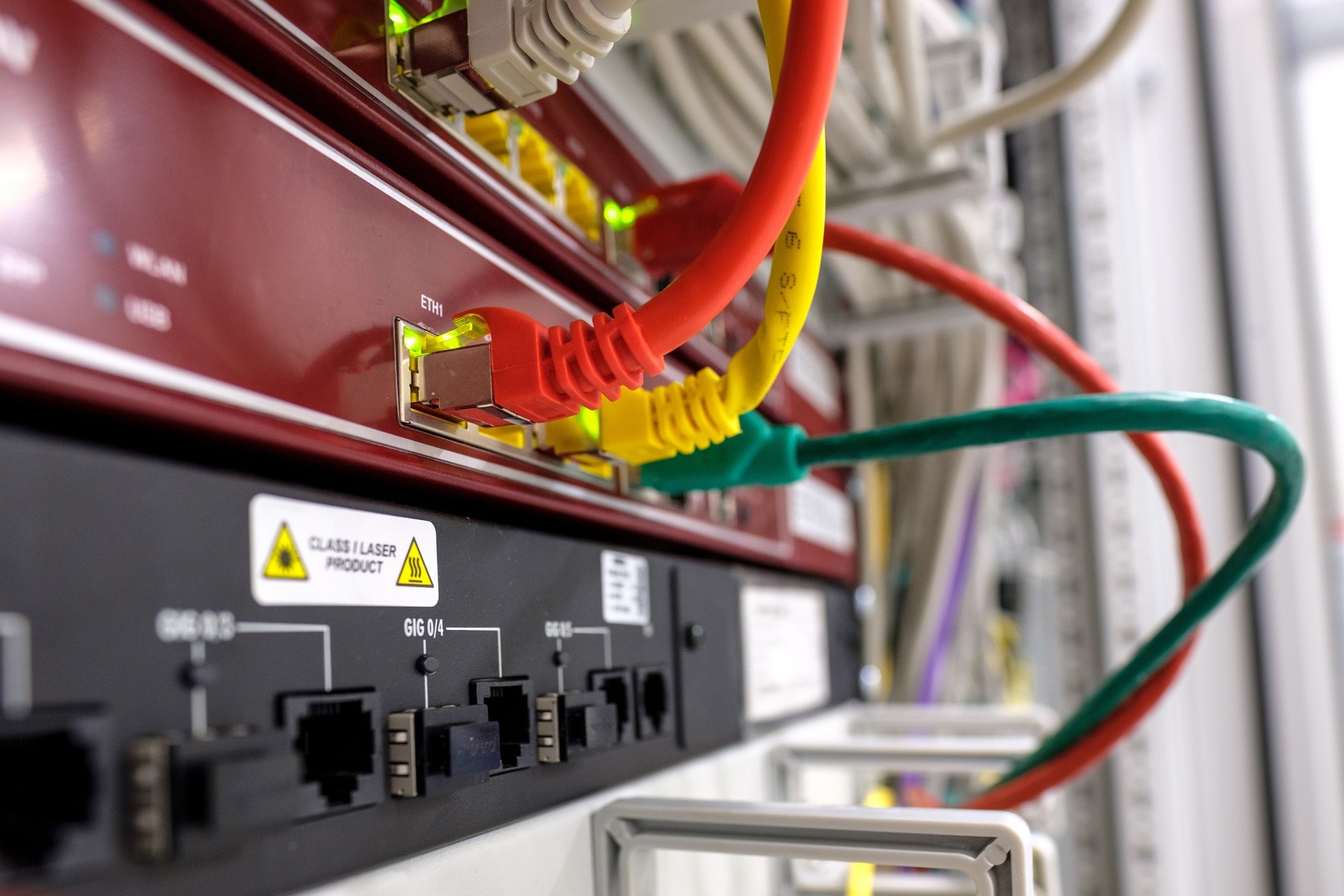 Czy 300 Mb s wystarczy do gier?
