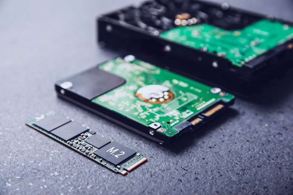 Czy warto mieć dysk SSD i HDD?