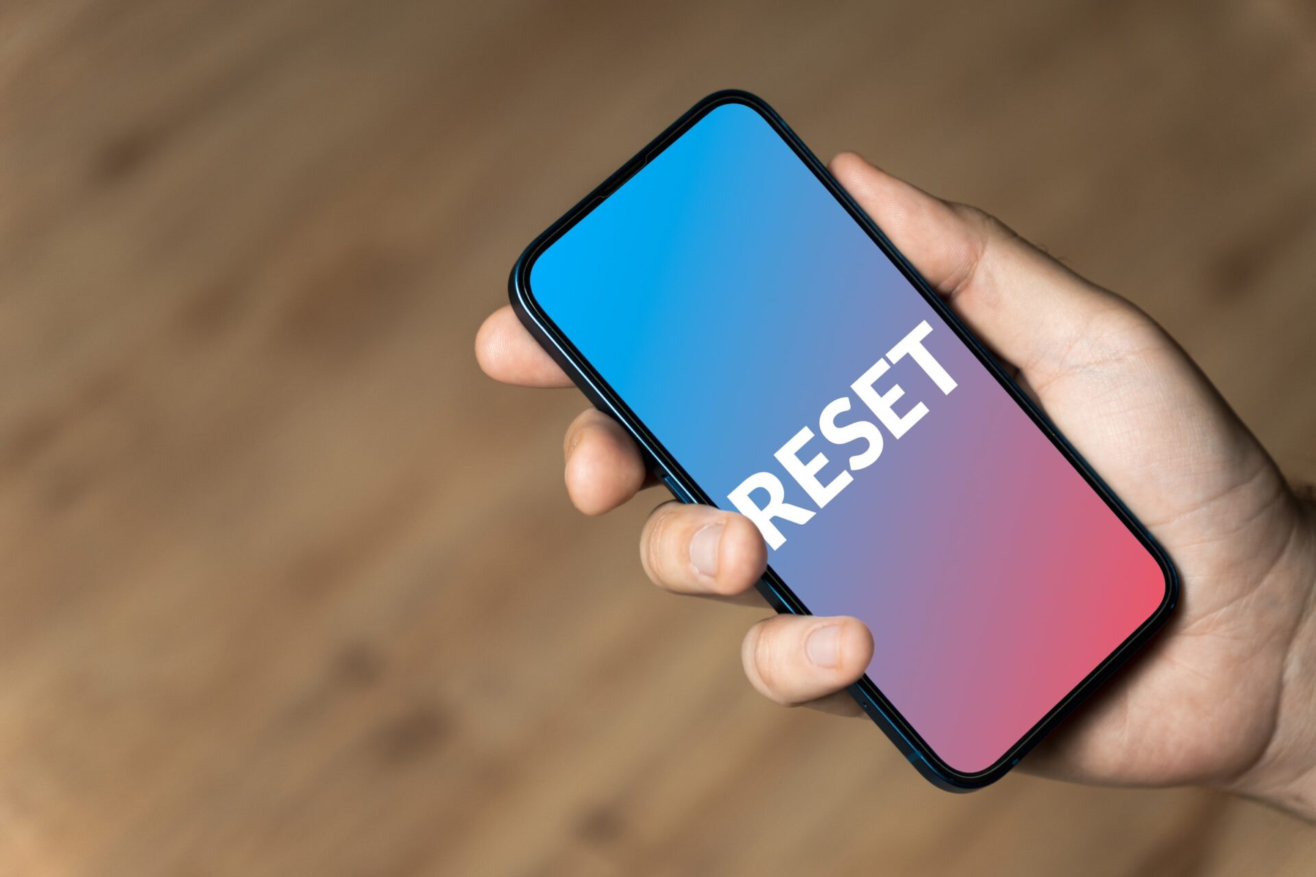 Czy warto zresetować telefon?